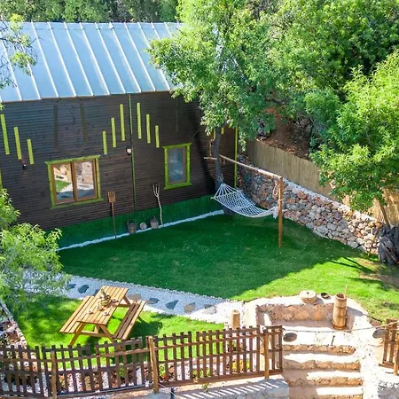Case de vacanță Cukurbag Koyu Yaka Likya Evi